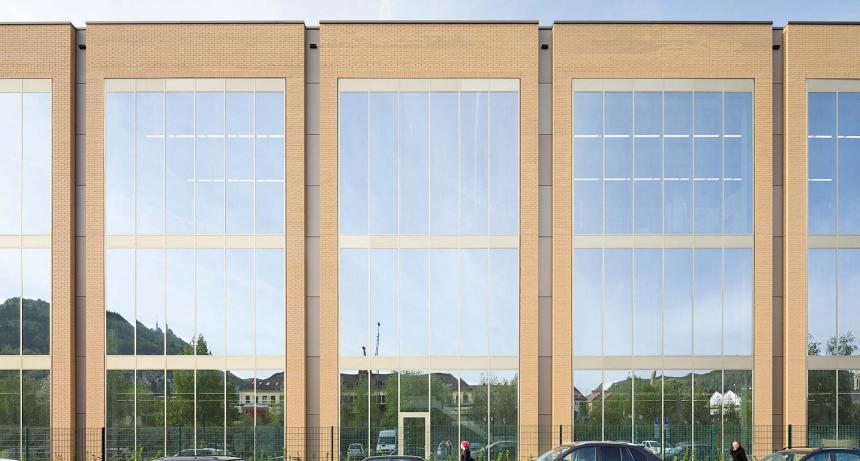 Groz-Beckert Gebäude 34, Maschinenbau- und Produktionshalle