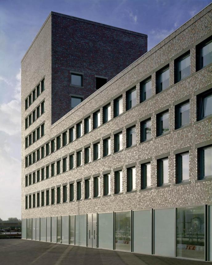 Stadtteilzentrum Block A