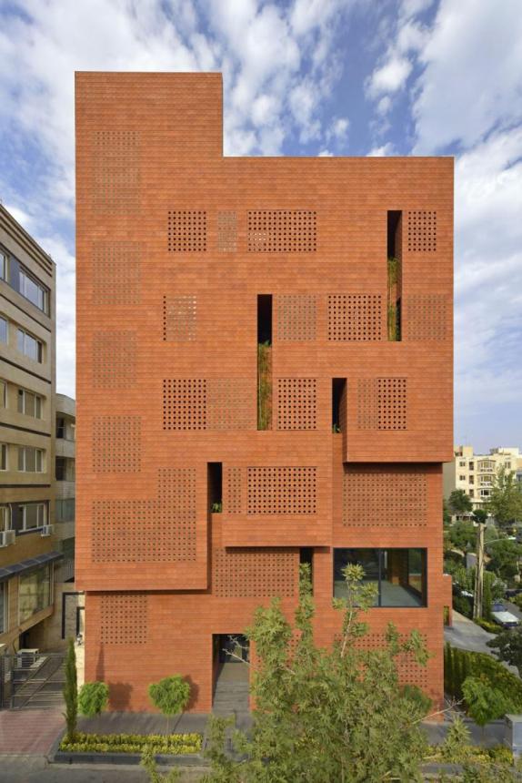 Hooba design, Teheran (IR) Kohanceram central office, Teheran (IR)